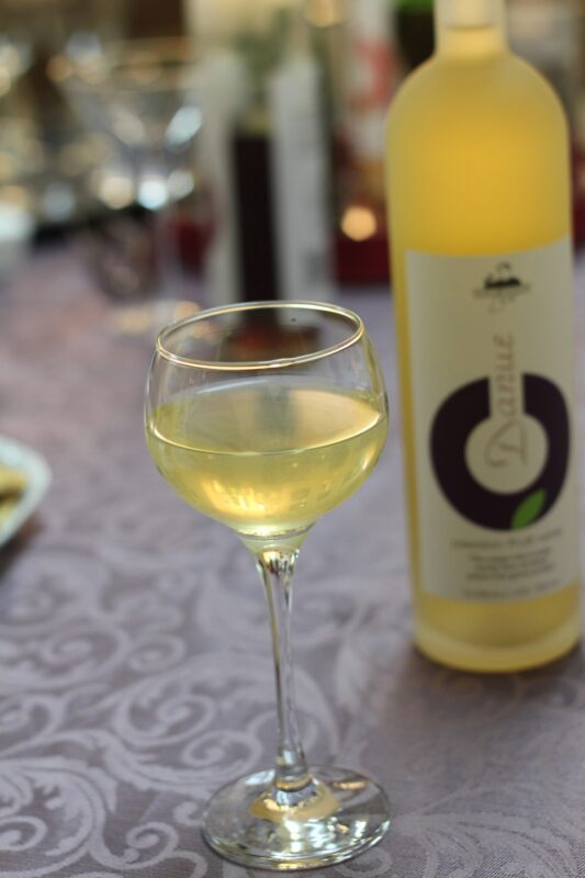 morad wines2.jpg