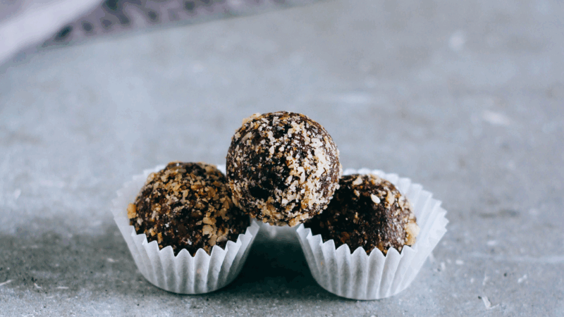 Moroccan charoset balls