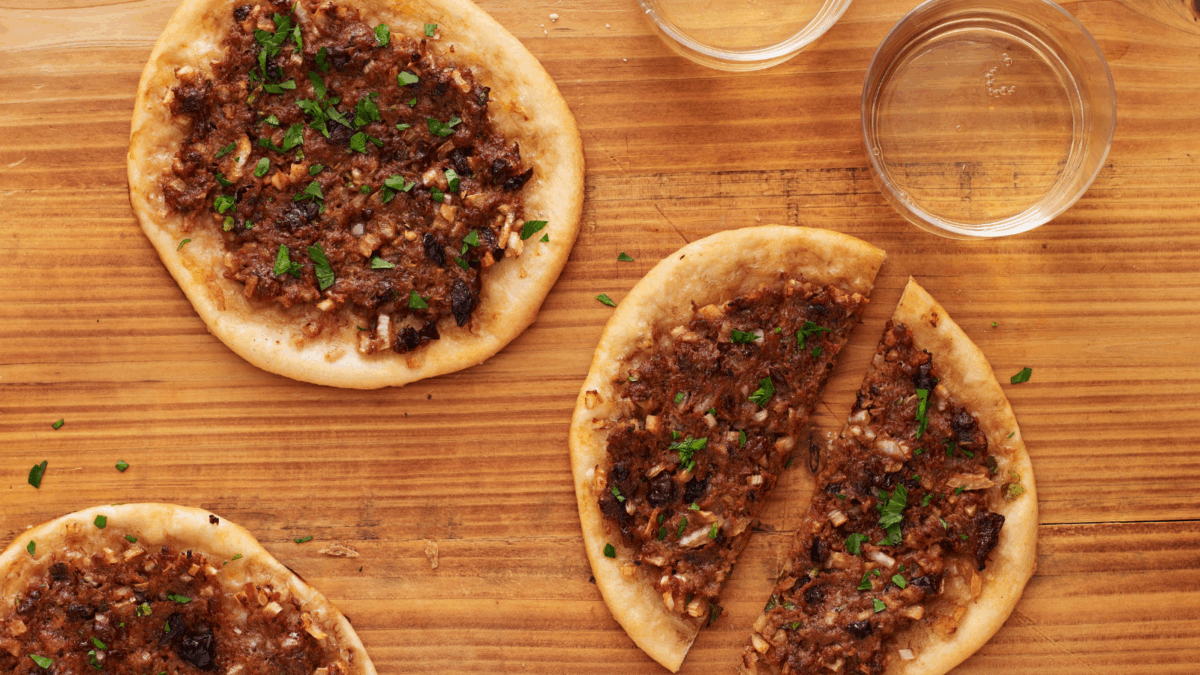 morroccan meat pizza