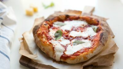 mozzarella pizza