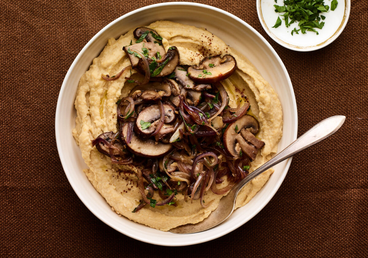 SAUTEED MUSHROOMS AND CARAMELIZED ONION