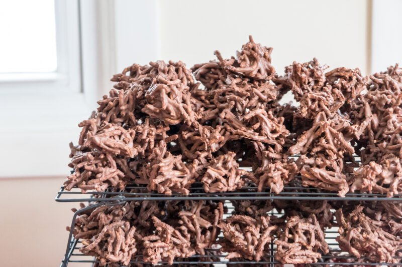 No Bake Treats - Chocolate Haystacks
