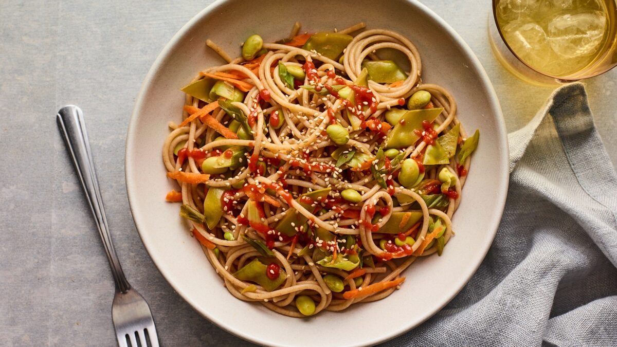 ONE POT ASIAN VEGETARIAN PASTA DINNER FINISHED