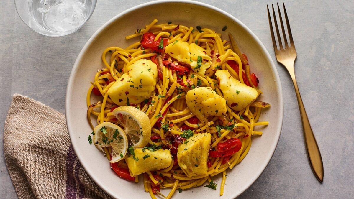 ONE POT SPANISH PASTA PAELLA FINISHED