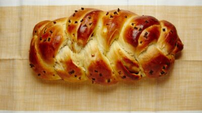 Onion-Filled Honey Challah.jpg
