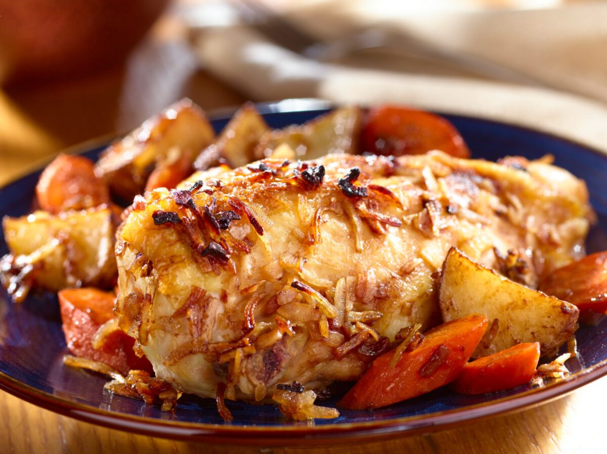 Onion Roasted Chicken & Vegetables