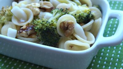 orecchiette-with-broccoli-and-walnuts