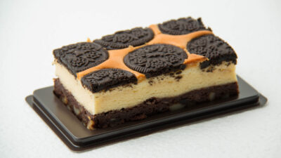 Liz's oreo experience cheesecake
