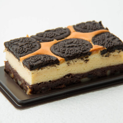 Liz's oreo experience cheesecake