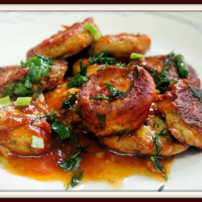 papanash with tomato sauce