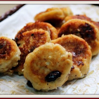 papanasi with cranberry