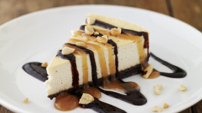 Pareve Snickers Cheesecake