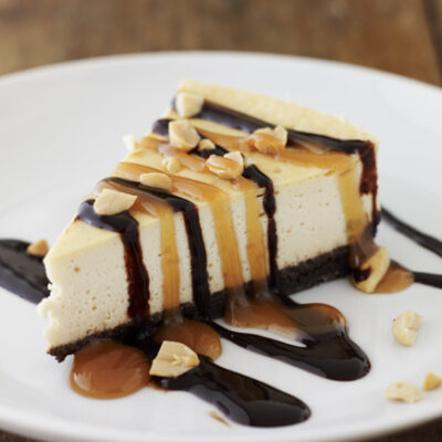 Pareve Snickers Cheesecake
