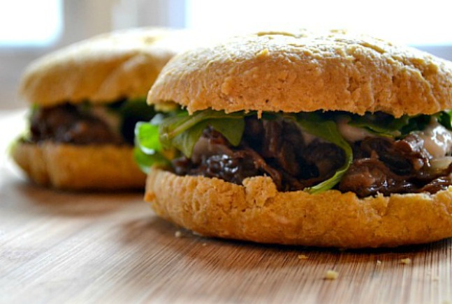 Passover-Braised-Short-Rib-Sandwich2