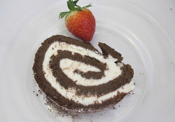 passover chocolate cake jelly roll