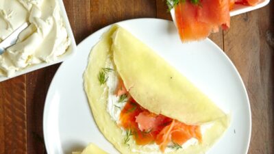 passover crepes with salmon and cream cheese