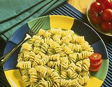 Pasta with Zucchini and Roasted Garlic