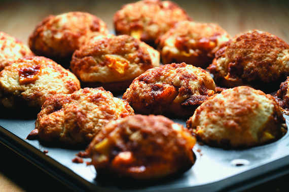 Peach Muffin With Streusel Topping