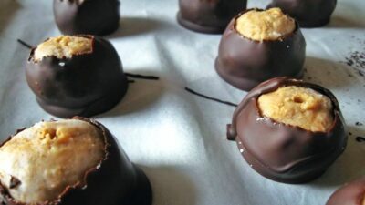 Peanut Butter Chocolate Balls