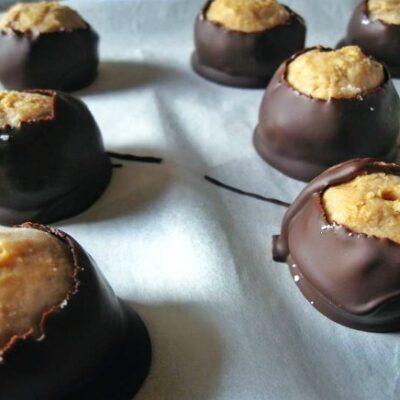 Peanut Butter Chocolate Balls