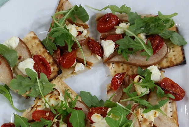 pear matzo pizza