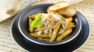 penne with red pepper walnut pesto