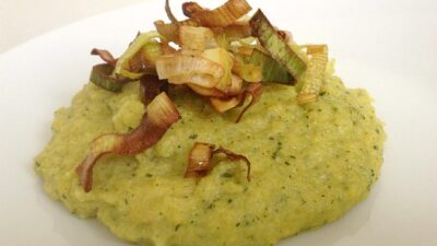 pesto polenta with frazzled leeks