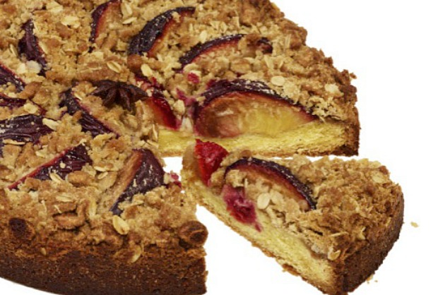 plum crumb cake wide