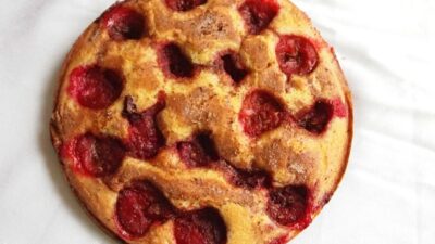 easy plum tart
