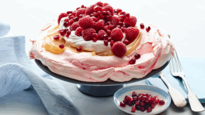 pomegranate pavlova