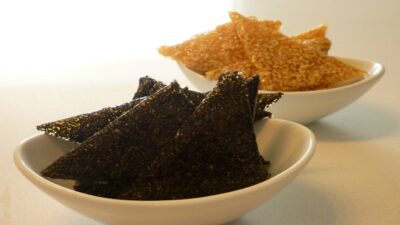 poppy and sesame seed snaps