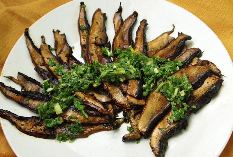 PORTOBELLO CARPACCIO WITH CHIMICHURRI