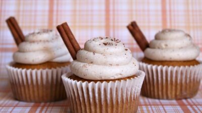 pumpkin chai cupcakes
