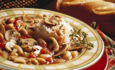 Quick Mushroom and White Bean Stew