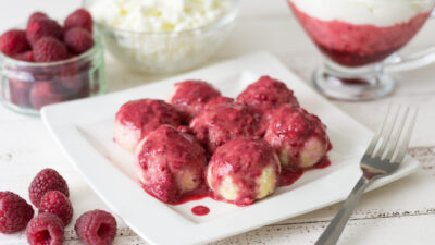 raspberry cheese ball