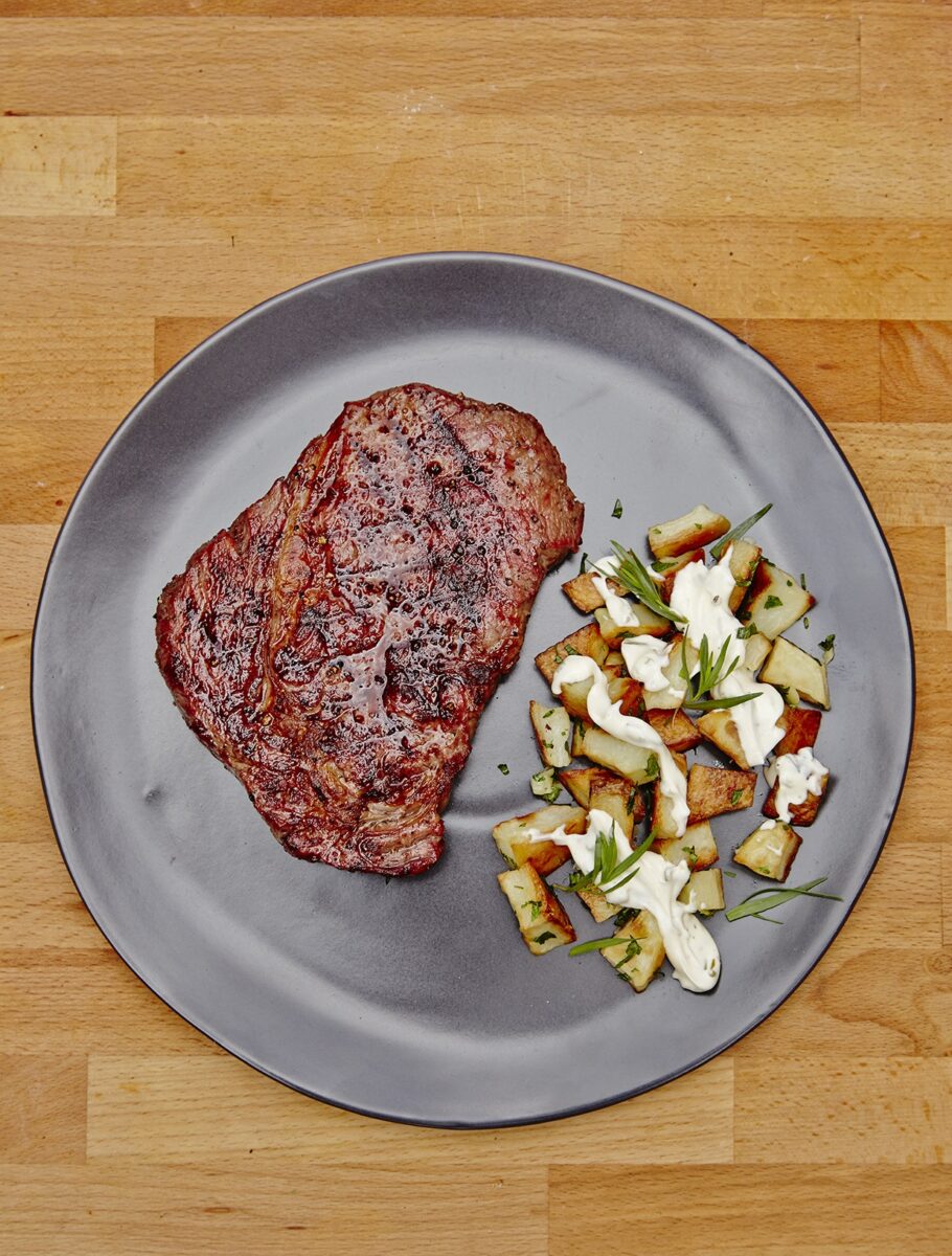 RIB-EYE STEAK WITH TARRAGON POTATOES
