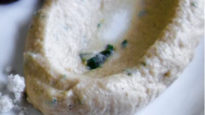 ROASTED CAULIFLOWER HUMMUS