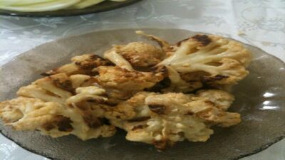 roasted cauliflower in tehini sauce