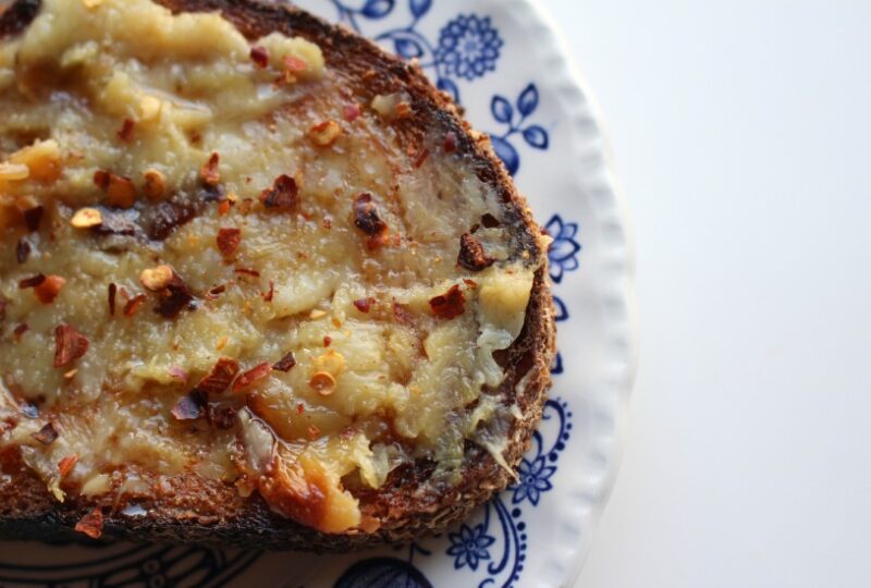 roasted garlic bread