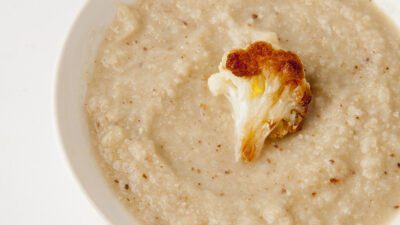 Roasted garlic cauliflower soup