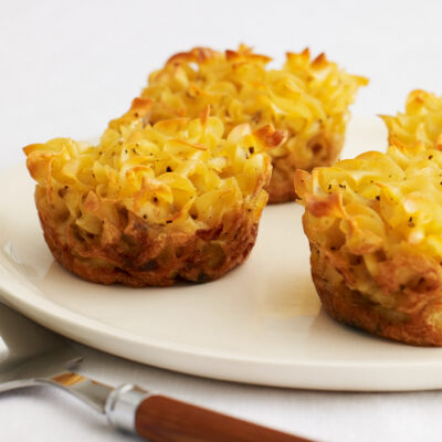roasted garlic kugel
