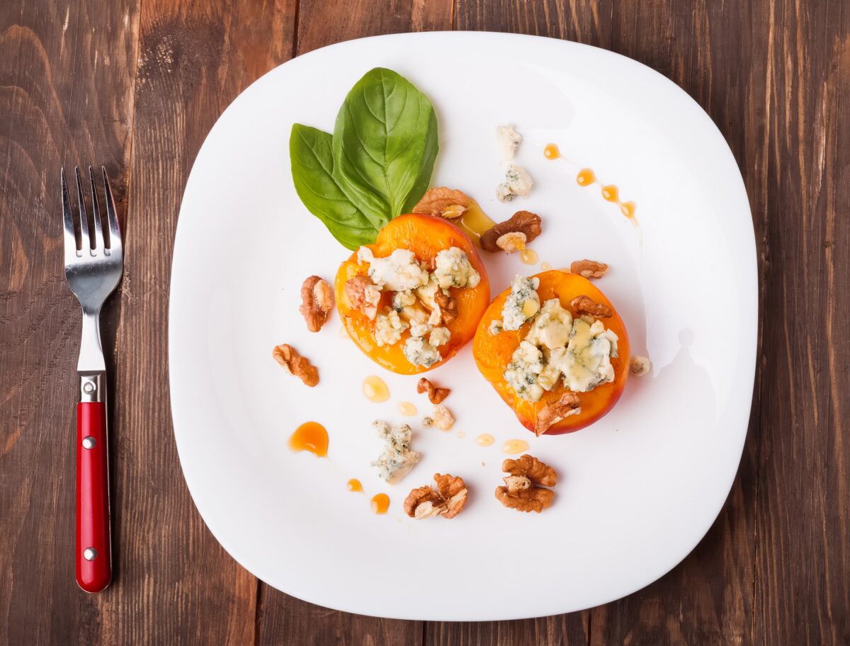ROASTED FRUIT WITH MILK AND HONEY