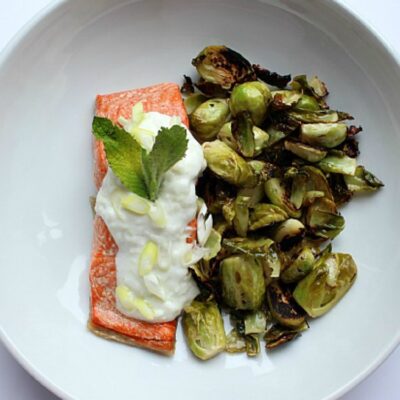 Salmon with Yogurt Sauce
