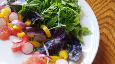 Roquette Salad with Pink Grapefruit