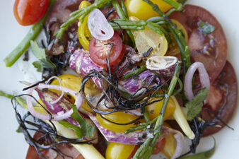 salmon arame salad