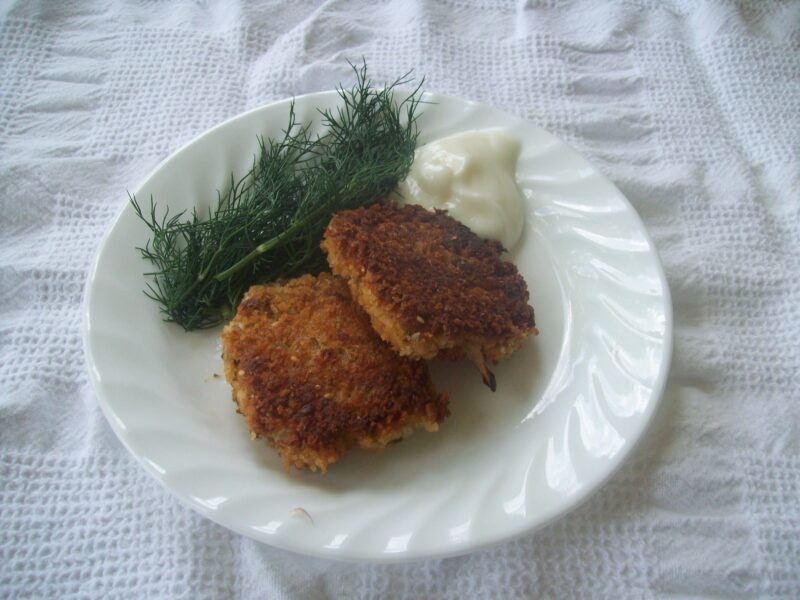 Salmon Cakes