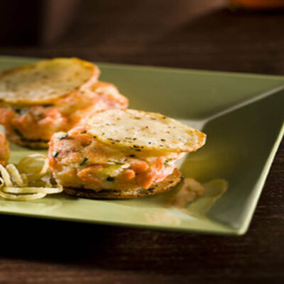 salmon potato burger3.jpg