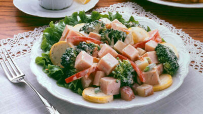 Smoked Turkey and Fresh Vegetable Salad