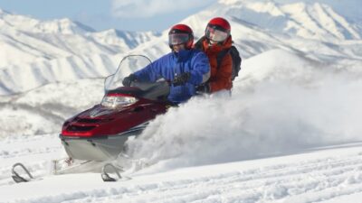 snow mobile