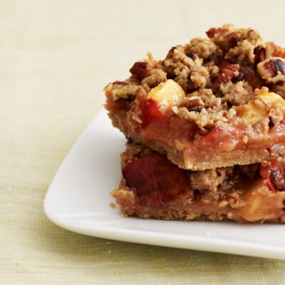 Southern Peach Streusel Bars
